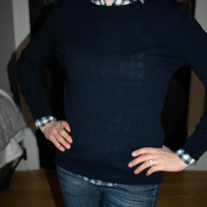 BR navy ribbed sweater
